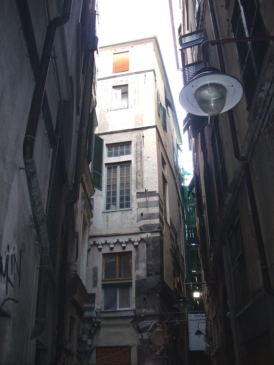 Caterina Fieschi Adorno s birthplace - 01.JPG